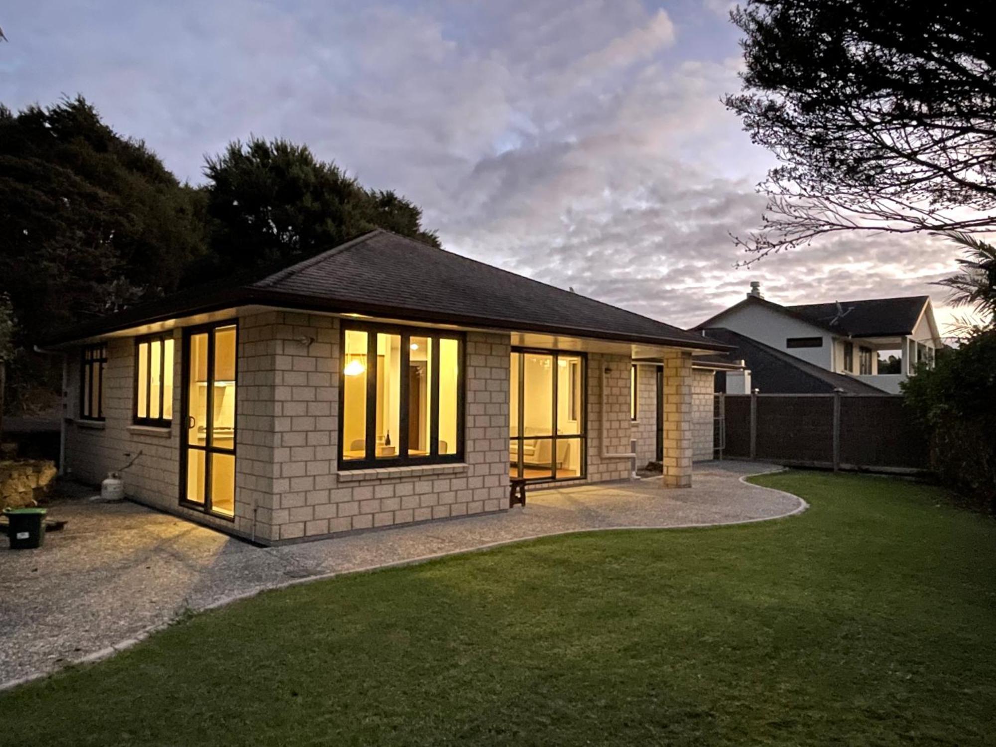 Charming Home Near Nature โอ๊คแลนด์ ภายนอก รูปภาพ
